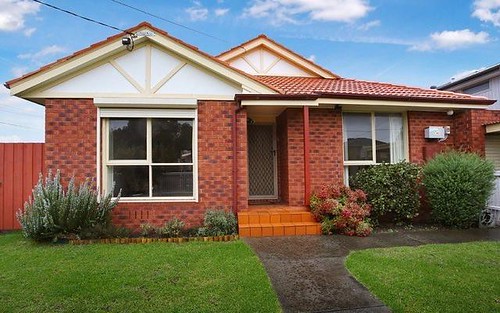30 Browns Rd, Bentleigh East VIC 3165