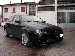 alfa_147_jtd_00 • <a style="font-size:0.8em;" href="http://www.flickr.com/photos/143934115@N07/30704965570/" target="_blank">View on Flickr</a>