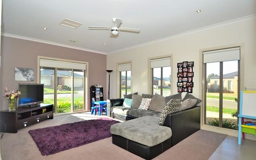 14 Namron Ct, Miners Rest VIC 3352