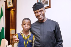 Young ICOBA visits Vice President 8 StateHouse_18th Oct 16 (same identity with H.E)