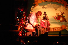 Gomer at the Country Bear Christmas Show • <a style="font-size:0.8em;" href="http://www.flickr.com/photos/28558260@N04/31370072095/" target="_blank">View on Flickr</a>
