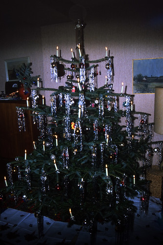 11 Weihnachten 1981 • <a style="font-size:0.8em;" href="http://www.flickr.com/photos/69570948@N04/17114264634/" target="_blank">Auf Flickr ansehen</a>