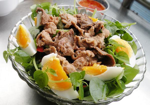 Salad-Rau-cang-cua-trung