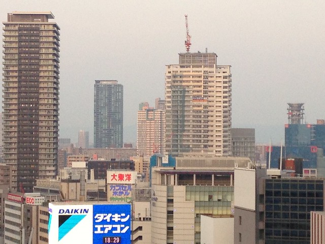 公園からの写真いいですね。こちらは阪急梅...