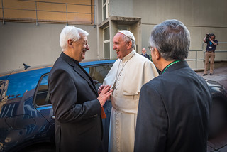 161024_GC36_Aula_Pope_Francis_Visit_IE_12