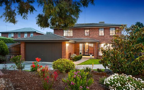 19 Glen Orchard Cl, Templestowe VIC 3106