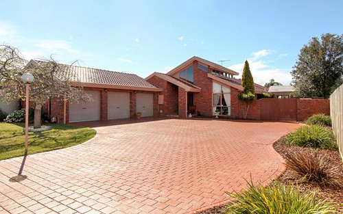 8 Lawson Court, Hoppers Crossing VIC