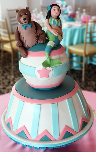 Bear and Mermaid Circus wedding cake
