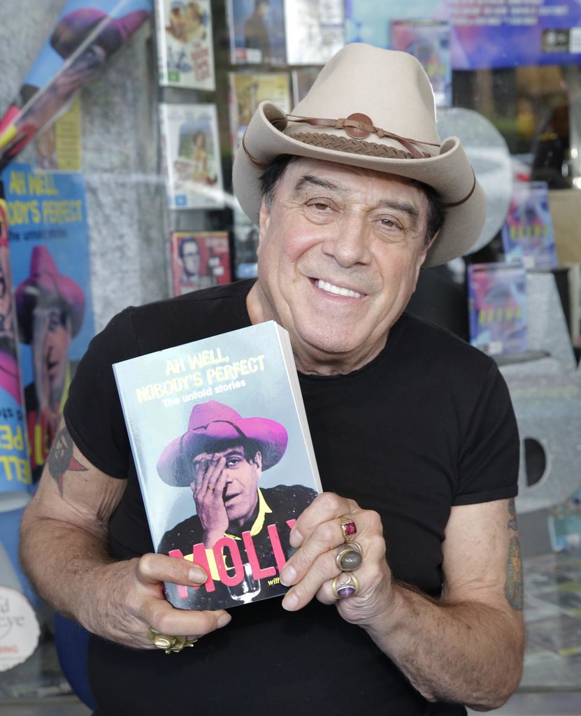 ann-marie calilhanna- molly meldrum book signing @ the bookshop darlinghurst_005