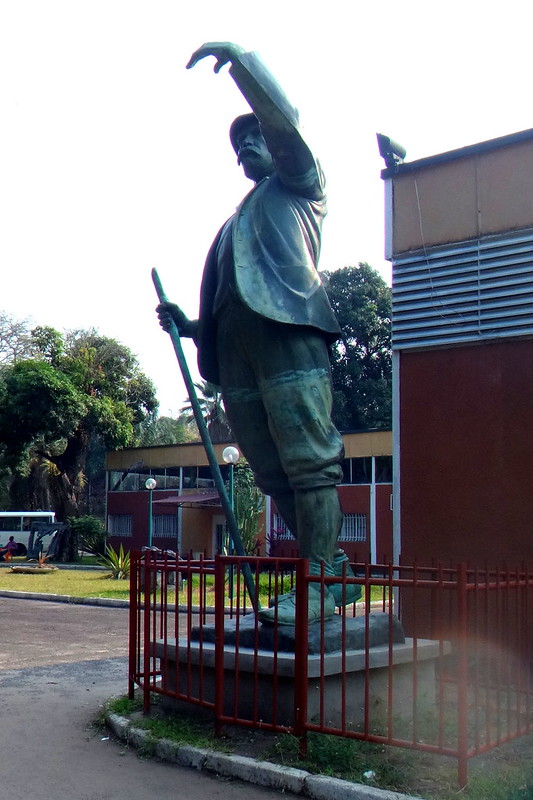 Henry Morton Stanley; estatua en el museo.   Kinshasa. RD Congo<br/>© <a href="https://flickr.com/people/13745780@N05" target="_blank" rel="nofollow">13745780@N05</a> (<a href="https://flickr.com/photo.gne?id=29799890524" target="_blank" rel="nofollow">Flickr</a>)