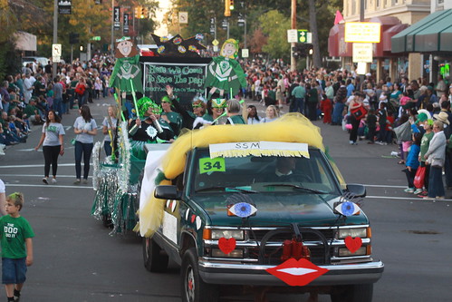 2013 Homecoming Parade