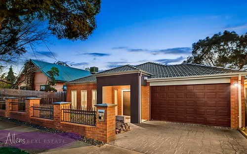 4 Jackson St, Forest Hill VIC 3131