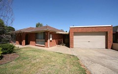 2 Rayner Close, Rowville VIC