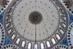 Sinan, Rüstem Paşa Mosque, dome
