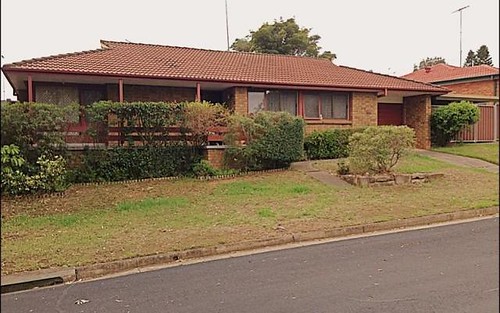 2 Georgiana Crescent, Ambarvale NSW