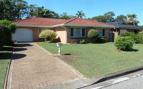 38 Hind Avenue, Forster NSW