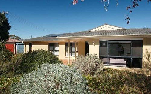 4 Clayton Place, Fadden ACT