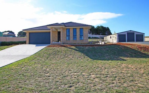 15 Lithgow Place, Bungendore NSW