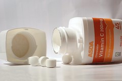 Anglų lietuvių žodynas. Žodis vitamin pill reiškia vitamino tabletes lietuviškai.