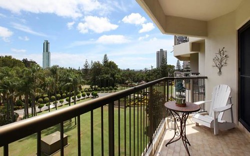 16 'Atlantis West' 2 Admiralty Drive, Paradise Waters QLD