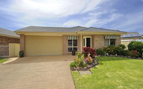 5 Creswell Place, Fingal Bay NSW