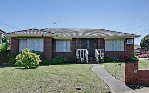 18 Rembrandt Drive, Wheelers Hill VIC
