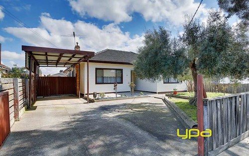 15 Lawrence St, Hadfield VIC 3046