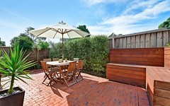 1/4 Barkers Road, Hawthorn VIC