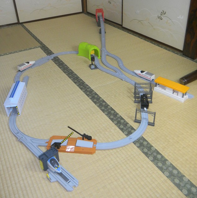 ⑨電車とレール　1,000円