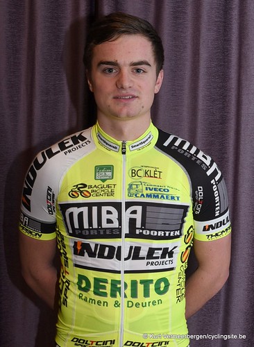 Baguet-Miba-Indulek-Derito Cycling team (72)