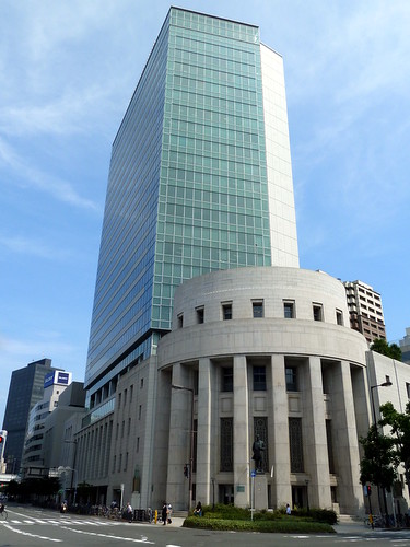 大阪証券取引所　地上24階　建物高さ, ...