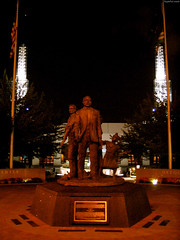 Martin Luther King "The Dream" statue by Dente (towers behind) • <a style="font-size:0.8em;" href="http://www.flickr.com/photos/34843984@N07/14924728094/" target="_blank">View on Flickr</a>