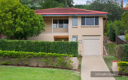 11 Foinaven St, Kenmore QLD 4069