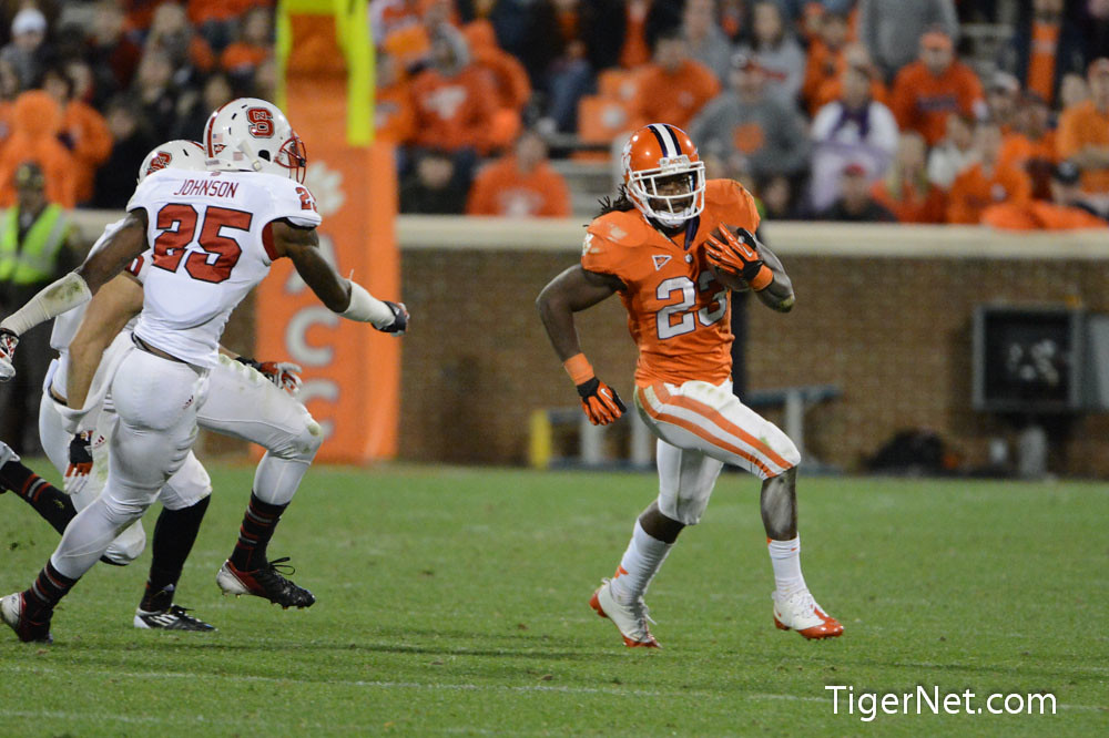 Clemson Football Photo of NC State and Andre Ellington