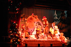 The Five Bear Rugs at the Country Bear Christmas Show • <a style="font-size:0.8em;" href="http://www.flickr.com/photos/28558260@N04/31370071865/" target="_blank">View on Flickr</a>
