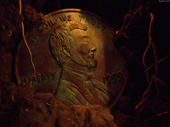 Microlab's Giant Penny • <a style="font-size:0.8em;" href="http://www.flickr.com/photos/34843984@N07/15354093217/" target="_blank">View on Flickr</a>