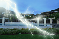 Anglų lietuvių žodynas. Žodis lightning reiškia n žaibas; summer lightning amalas (žaibas be griaustinio); lightning -conductor, lightning-rod, n perkūnsargis, žaibolaidis lietuviškai.