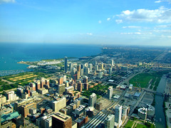 Chicago Skyline to Southeast (Grant Park) • <a style="font-size:0.8em;" href="http://www.flickr.com/photos/34843984@N07/15354368420/" target="_blank">View on Flickr</a>