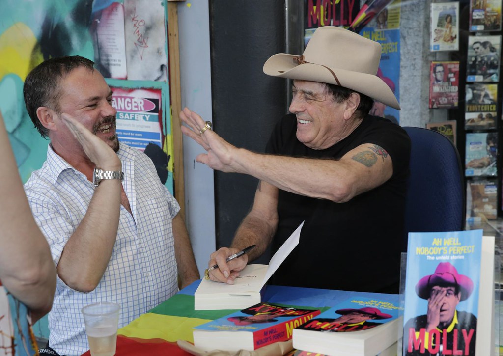 ann-marie calilhanna- molly meldrum book signing @ the bookshop darlinghurst_110