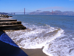 Waves & The Golden Gate Bridge beyond • <a style="font-size:0.8em;" href="http://www.flickr.com/photos/34843984@N07/15360285308/" target="_blank">View on Flickr</a>