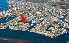17 Dobell Avenue, Paradise Point QLD