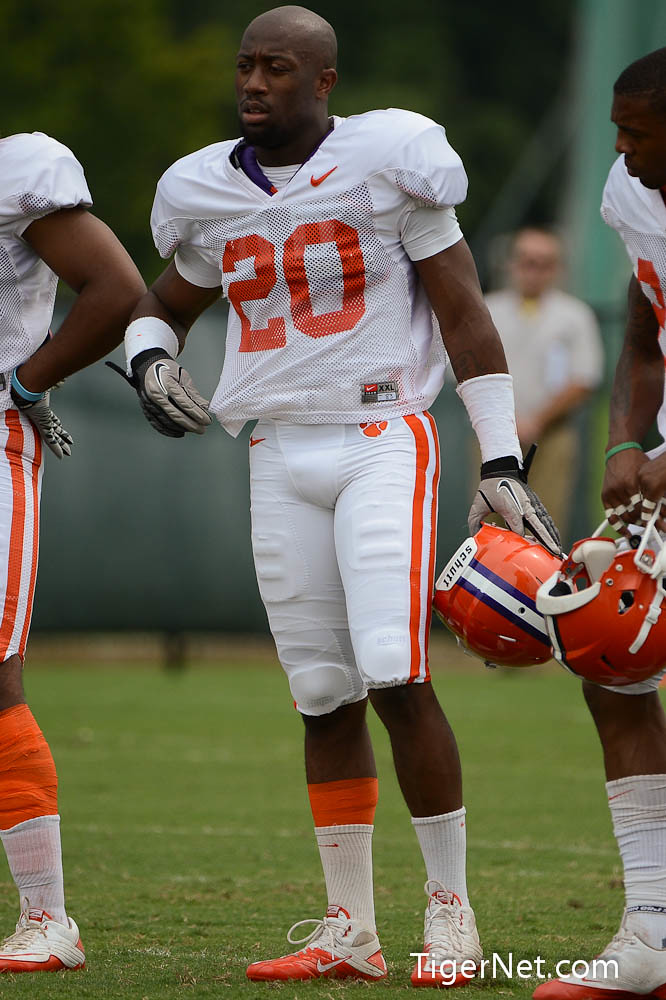 Clemson Football Photo of Lateek Townsend and practice