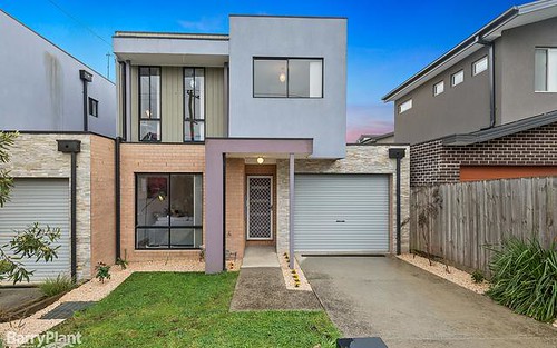 18a Orchard Rd, Bayswater VIC 3153