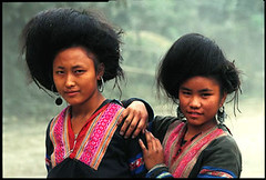 Hmong hill tribe girls with impressive coiffures - Lai Chau Province, Northern Vietnam