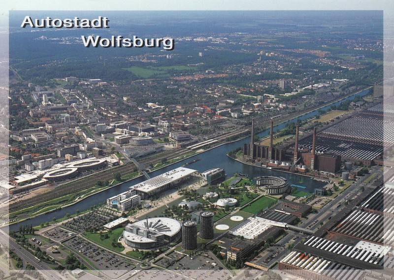 Wolfsburg / Niedersachsen / Deutschland / Germany<br/>© <a href="https://flickr.com/people/146324139@N02" target="_blank" rel="nofollow">146324139@N02</a> (<a href="https://flickr.com/photo.gne?id=31155262515" target="_blank" rel="nofollow">Flickr</a>)
