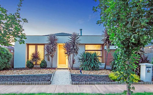 4 Frogmouth Court, Williams Landing VIC