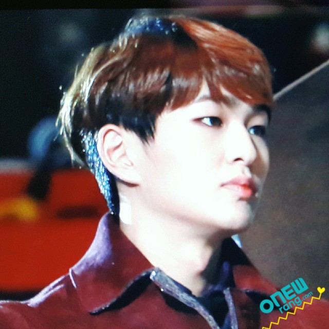 151202 Onew @ MAMA 2015 23190702350_522ea3d177_z