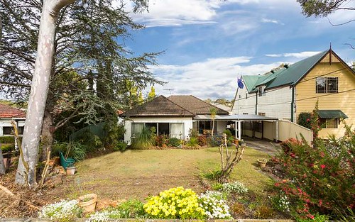 87 Burns Rd, Picnic Point NSW 2213