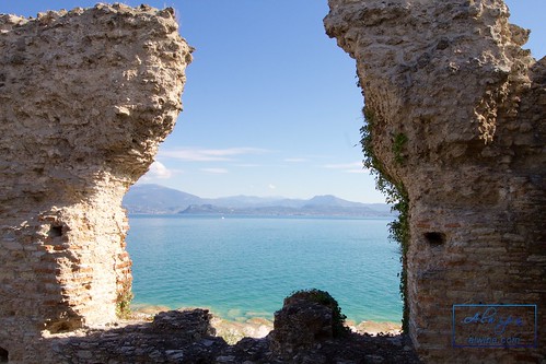 Sirmione (Italy) • <a style="font-size:0.8em;" href="http://www.flickr.com/photos/104879414@N07/23075231900/" target="_blank">View on Flickr</a>