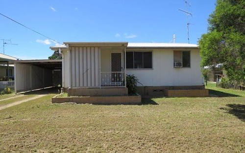 101 Twelfth Ave, Home Hill QLD 4806
